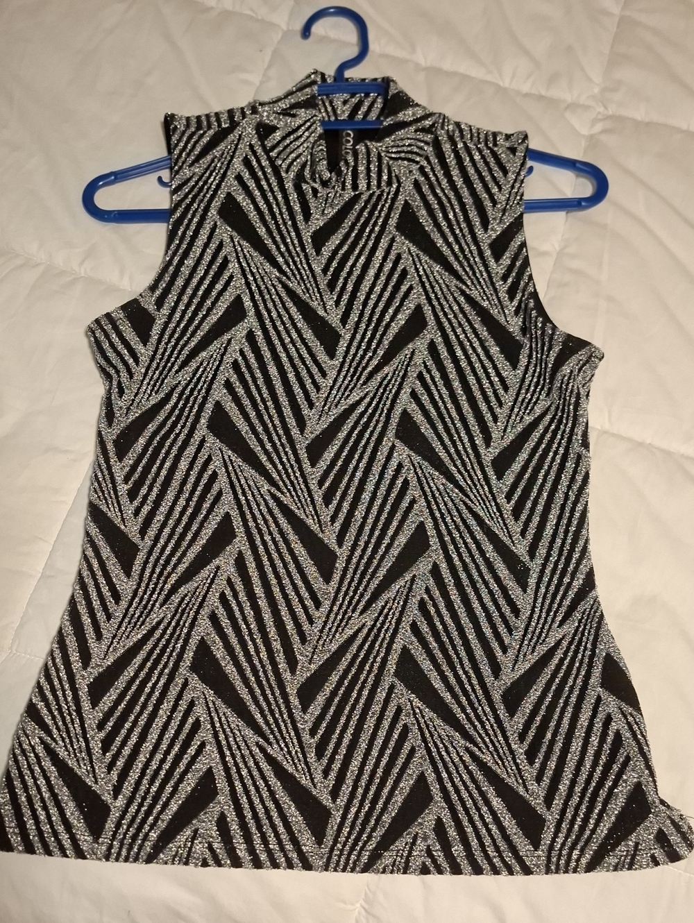 Sparkle Geo Mock Neck Sleeveless Top - Black & Silver